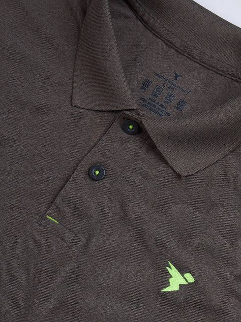 Men Solid Slim Fit Polo T-shirt with MATPIQ