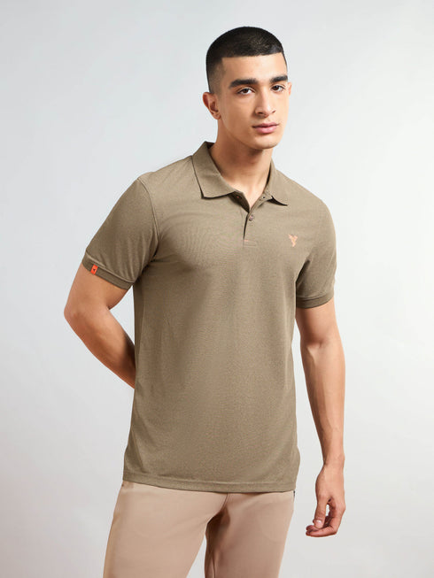 Men Solid Slim Fit Polo T-shirt with MATPIQ