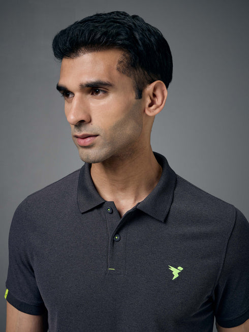 Men Solid Slim Fit Polo T-shirt with MATPIQ