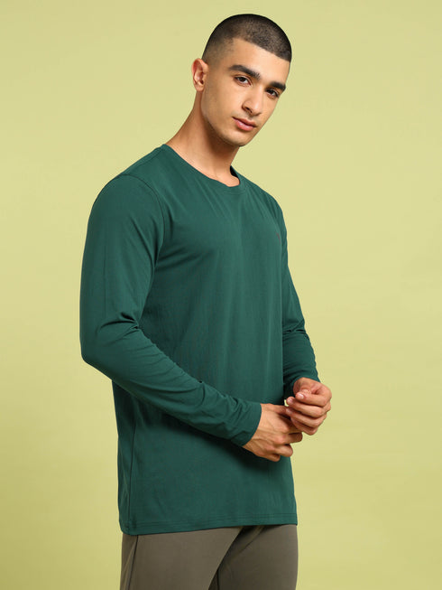 Men Solid Slim Fit Round Neck Sports T-shirt with COTFLEX