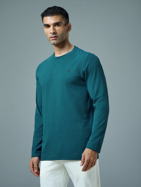 Men Solid Slim Fit Round Neck Sports T-shirt with COTFLEX