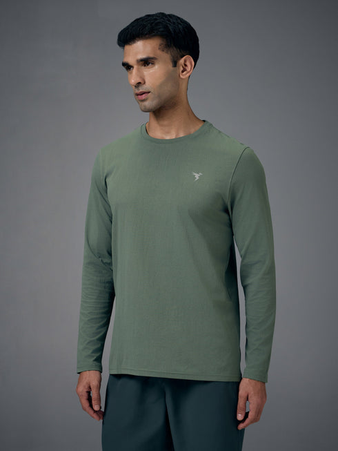 Men Solid Slim Fit Round Neck Sports T-shirt with COTFLEX