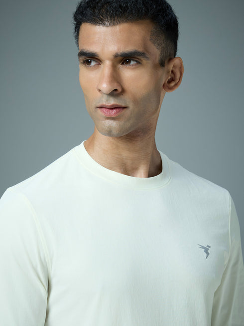 Men Solid Slim Fit Round Neck Sports T-shirt with COTFLEX