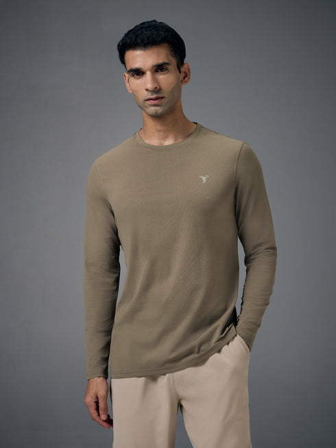Men Solid Slim Fit Round Neck Sports T-shirt with COTFLEX