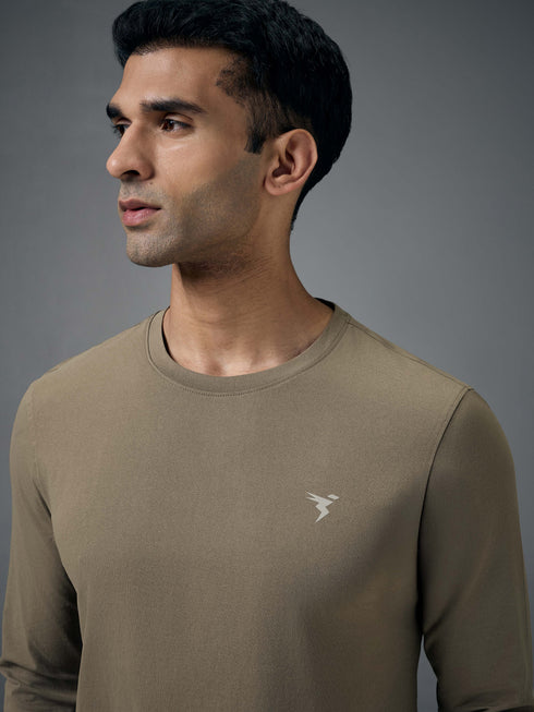 Men Solid Slim Fit Round Neck Sports T-shirt with COTFLEX