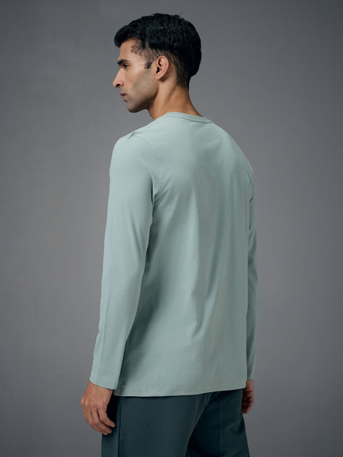 Men Solid Slim Fit Round Neck Sports T-shirt with COTFLEX