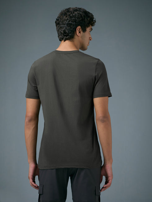 Men Solid Slim Fit Crew Neck T-shirt with COTFLEX