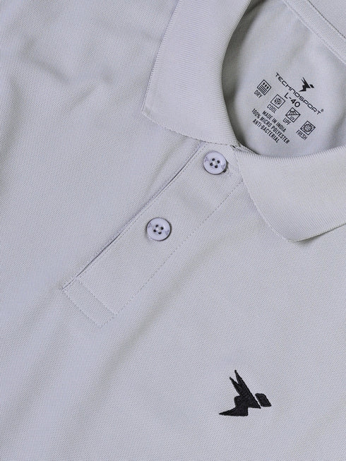Men Solid Slim Fit Polo T-shirt with MATPIQ