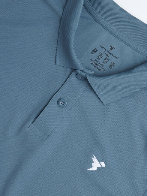 Men Solid Slim Fit Polo T-shirt with MATPIQ