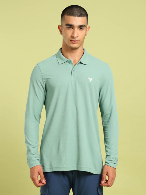 Men Solid Slim Fit Polo T-shirt with MATPIQ
