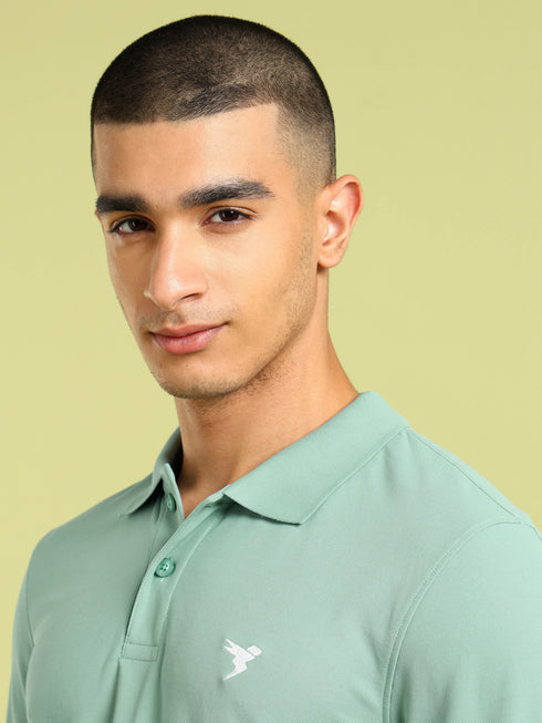Men Solid Slim Fit Polo T-shirt with MATPIQ