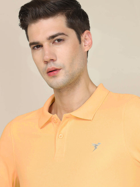 Men Solid Slim Fit Polo T-shirt with MATPIQ