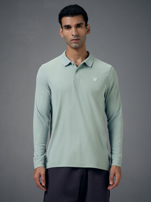 Men Solid Slim Fit Polo T-shirt with MATPIQ