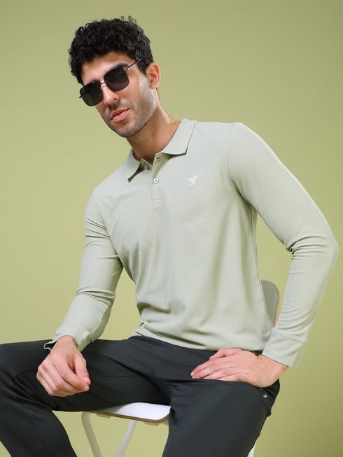 Men Solid Slim Fit Polo T-shirt with MATPIQ