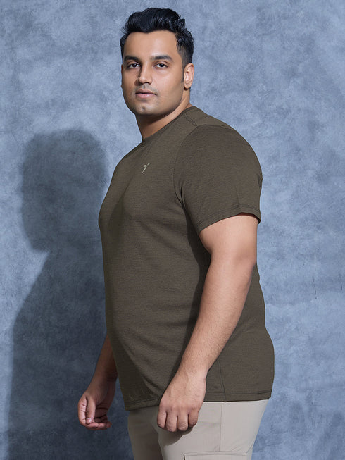 Men Plus Size Solid Slim Fit Crew Neck T-shirt with DOUBLE COOL