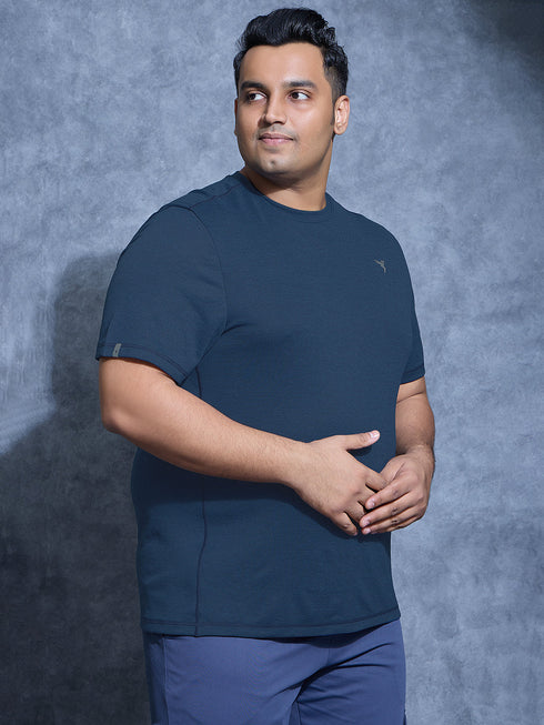 Men Plus Size Solid Slim Fit Crew Neck T-shirt with DOUBLE COOL