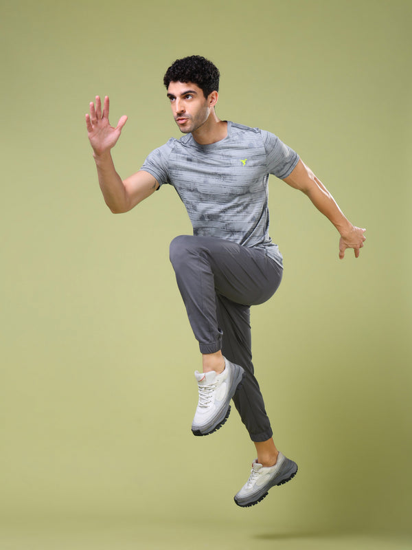 Men Jacquard Slim Fit Crew Neck T-shirt with DOUBLE COOL
