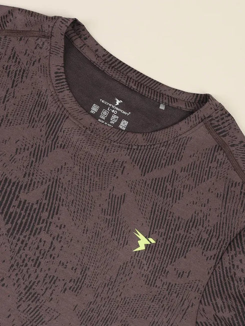 Men Jacquard Slim Fit Crew Neck T-shirt with DOUBLE COOL