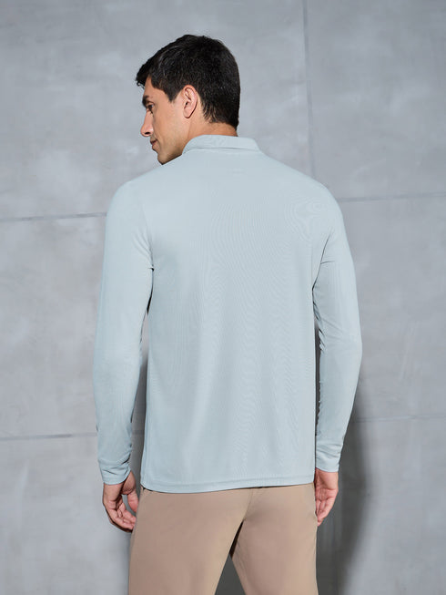 Men Solid Slim Fit Polo T-shirt with MATPIQ