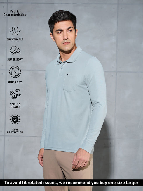 Men Solid Slim Fit Polo T-shirt with MATPIQ