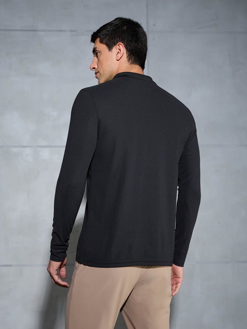 Men Solid Slim Fit Polo T-shirt with MATPIQ