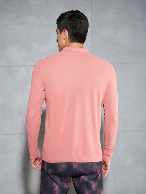 Men Solid Slim Fit Polo T-shirt with MATPIQ