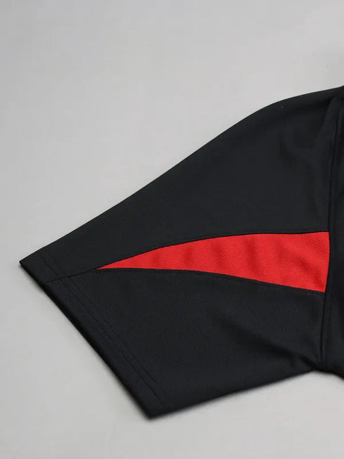 Men Colorblock Slim Fit Polo T-shirt with TECHNO COOL+