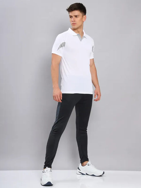 Men Colorblock Slim Fit Polo T-shirt with TECHNO COOL+