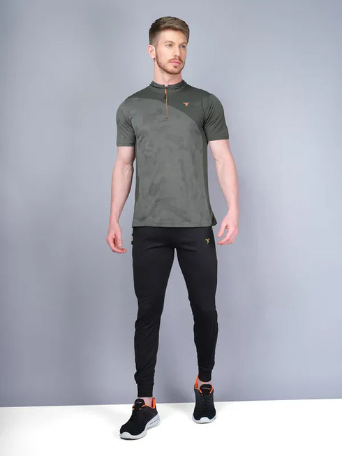 Men Self Design Slim Fit Mock Neck T-shirt with VENTMESH