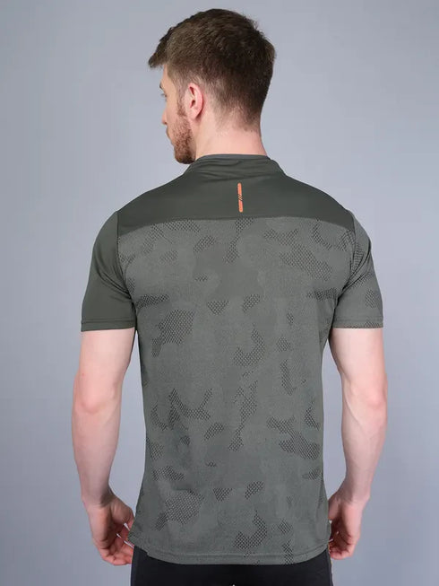 Men Self Design Slim Fit Mock Neck T-shirt with VENTMESH