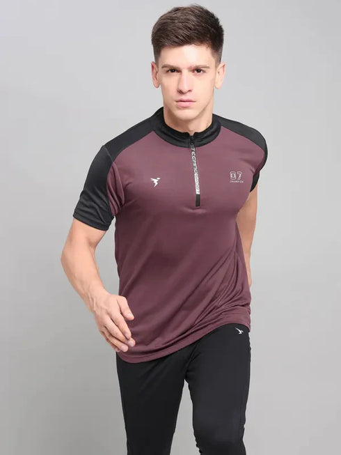 Men Colorblock Slim Fit Mock Neck T-shirt with TECHNO COOL+