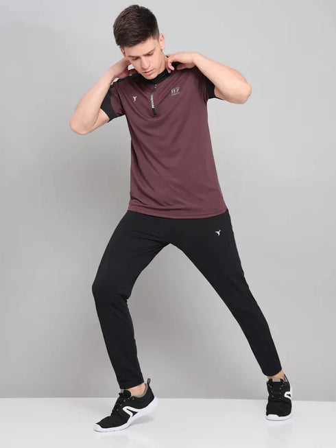 Men Colorblock Slim Fit Mock Neck T-shirt with TECHNO COOL+