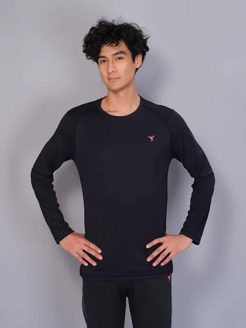 Men Solid Slim Fit Crew Neck T-shirt with TECHNO COOL