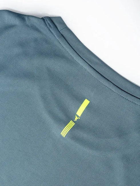 Men Solid Slim Fit Crew Neck T-shirt with TECHNO COOL