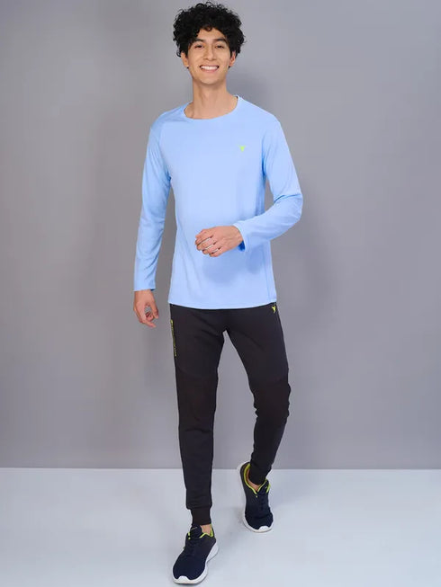 Men Solid Slim Fit Crew Neck T-shirt with TECHNO COOL