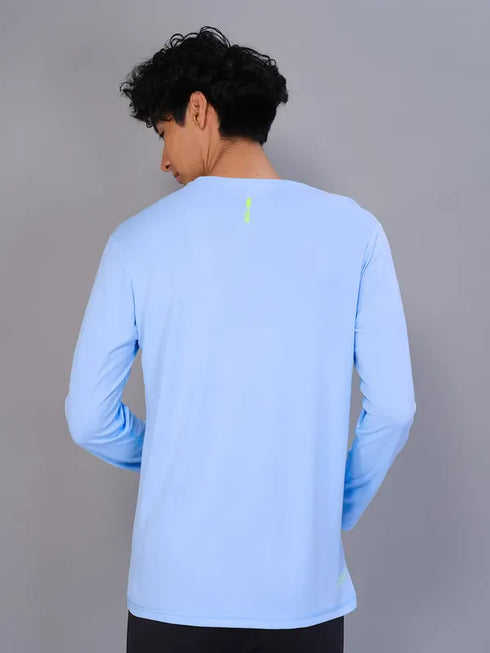 Men Solid Slim Fit Crew Neck T-shirt with TECHNO COOL
