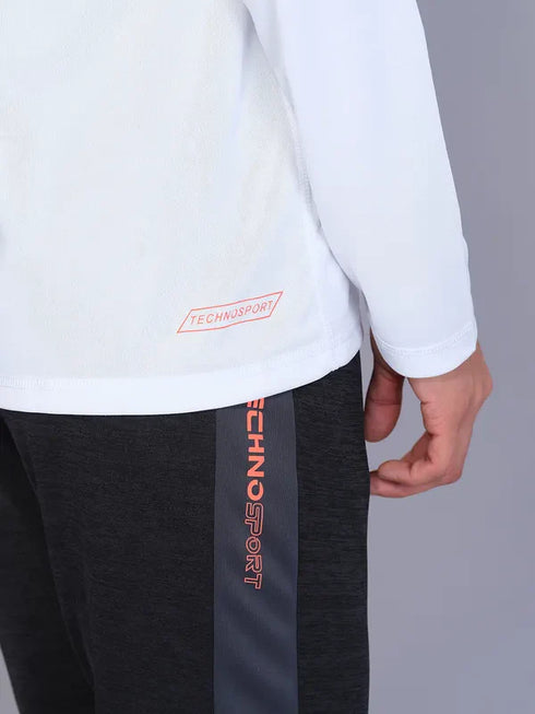 Men Solid Slim Fit Crew Neck T-shirt with TECHNO COOL
