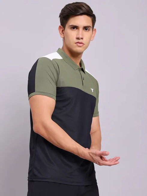 Men Colorblock Slim Fit Polo T-shirt with MATPIQ