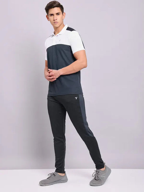 Men Colorblock Slim Fit Polo T-shirt with MATPIQ