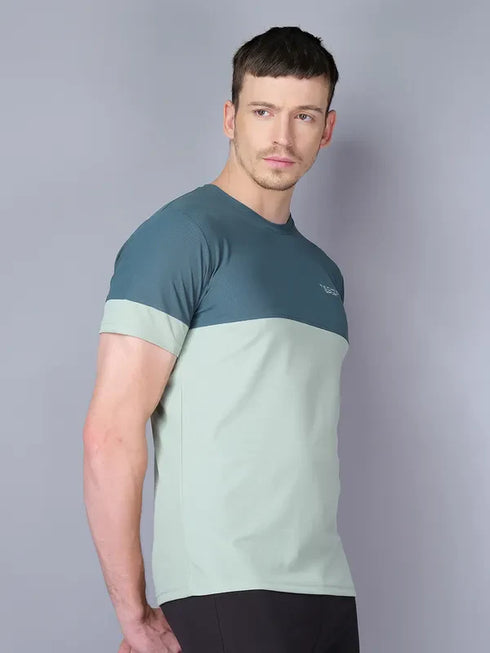 Men Colorblock Slim Fit Crew Neck T-shirt with TECHNO GUARD