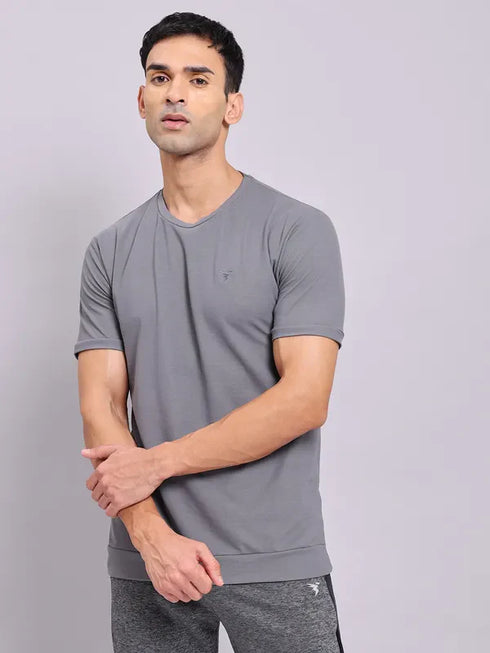 Men Solid Slim Fit Crew Neck T-shirt with MATPIQ