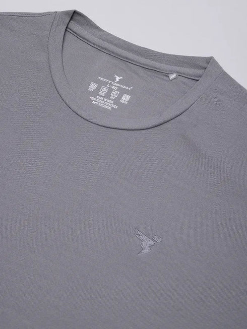 Men Solid Slim Fit Crew Neck T-shirt with MATPIQ