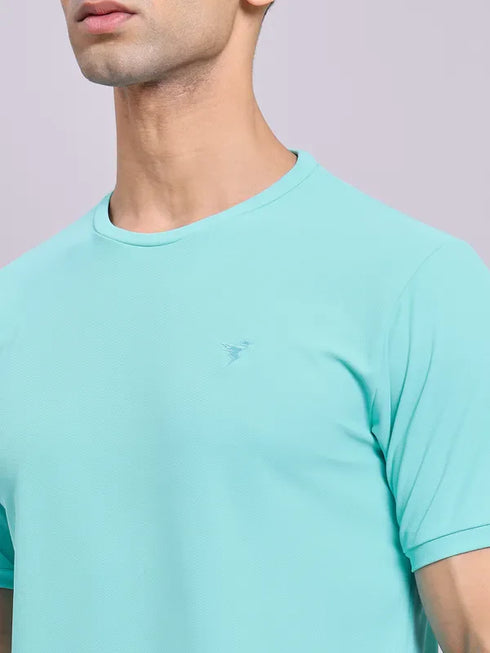 Men Solid Slim Fit Crew Neck T-shirt with MATPIQ