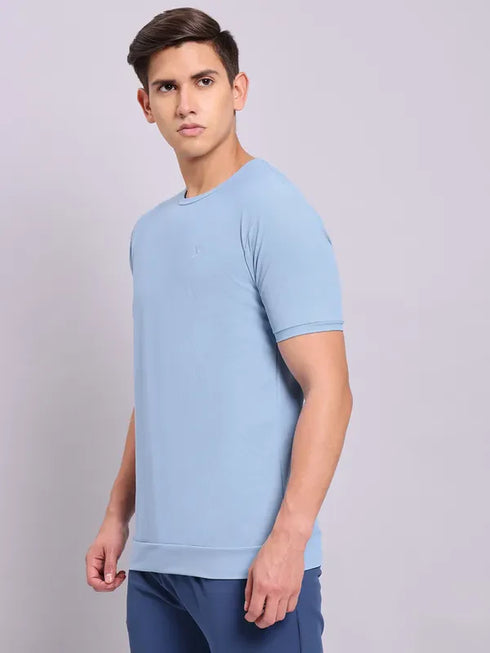 Men Solid Slim Fit Crew Neck T-shirt with MATPIQ