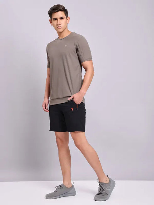 Men Solid Slim Fit Crew Neck T-shirt with MATPIQ