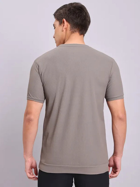 Men Solid Slim Fit Crew Neck T-shirt with MATPIQ