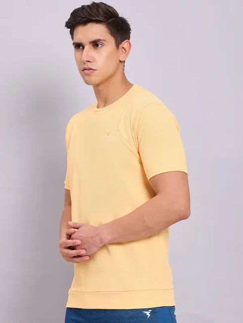 Men Solid Slim Fit Crew Neck T-shirt with MATPIQ