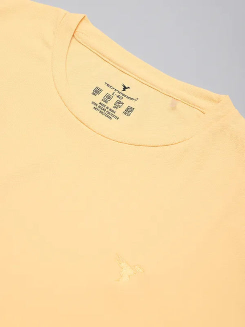 Men Solid Slim Fit Crew Neck T-shirt with MATPIQ