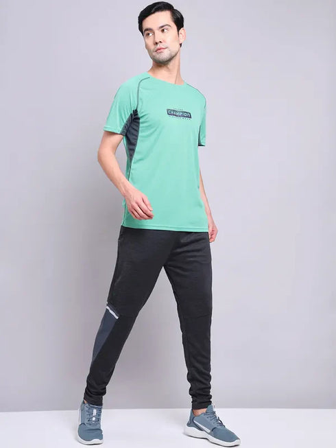Men Printed Regular Fit Crew Neck T-shirt with TECHNO COOL+