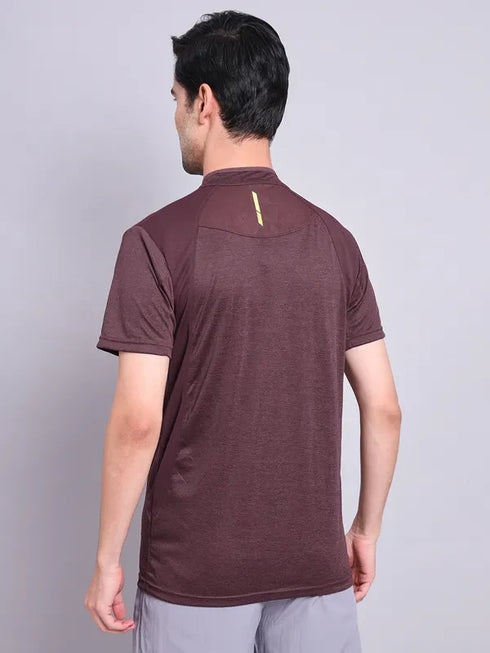 Men Melange Slim Fit Mock Neck T-shirt with TECHNO COOL+